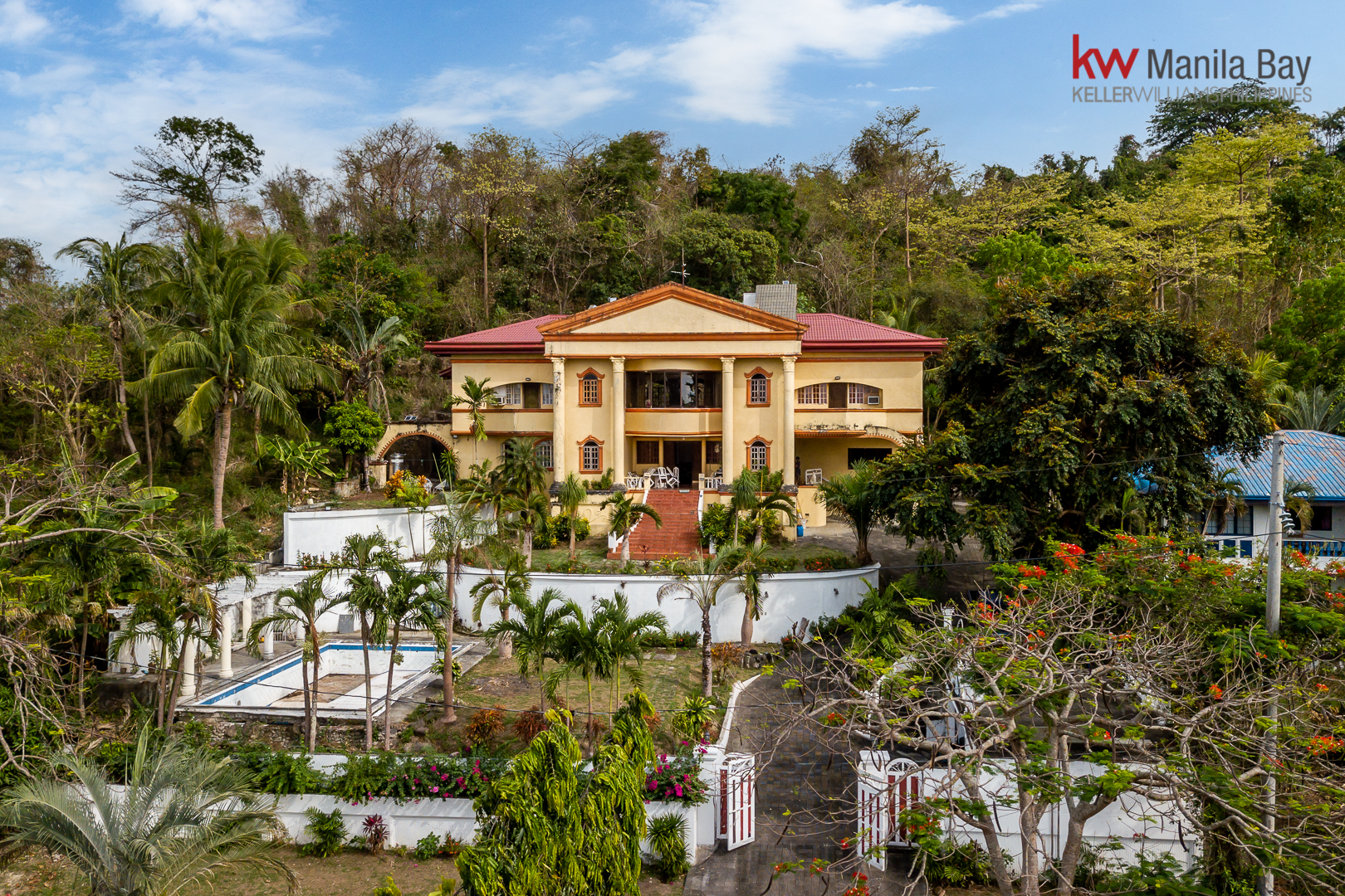 House & Lot @ Puerto Azul, Ternate Cavite with Sea View